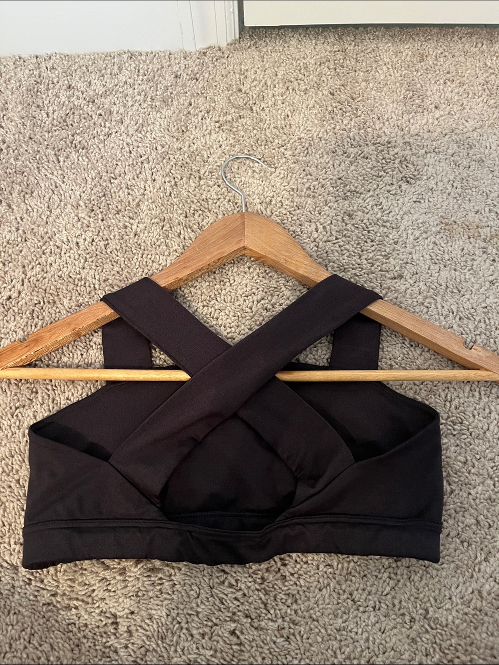 SET Black Sports Bra with Cross Straps - Picture 2 of 2
